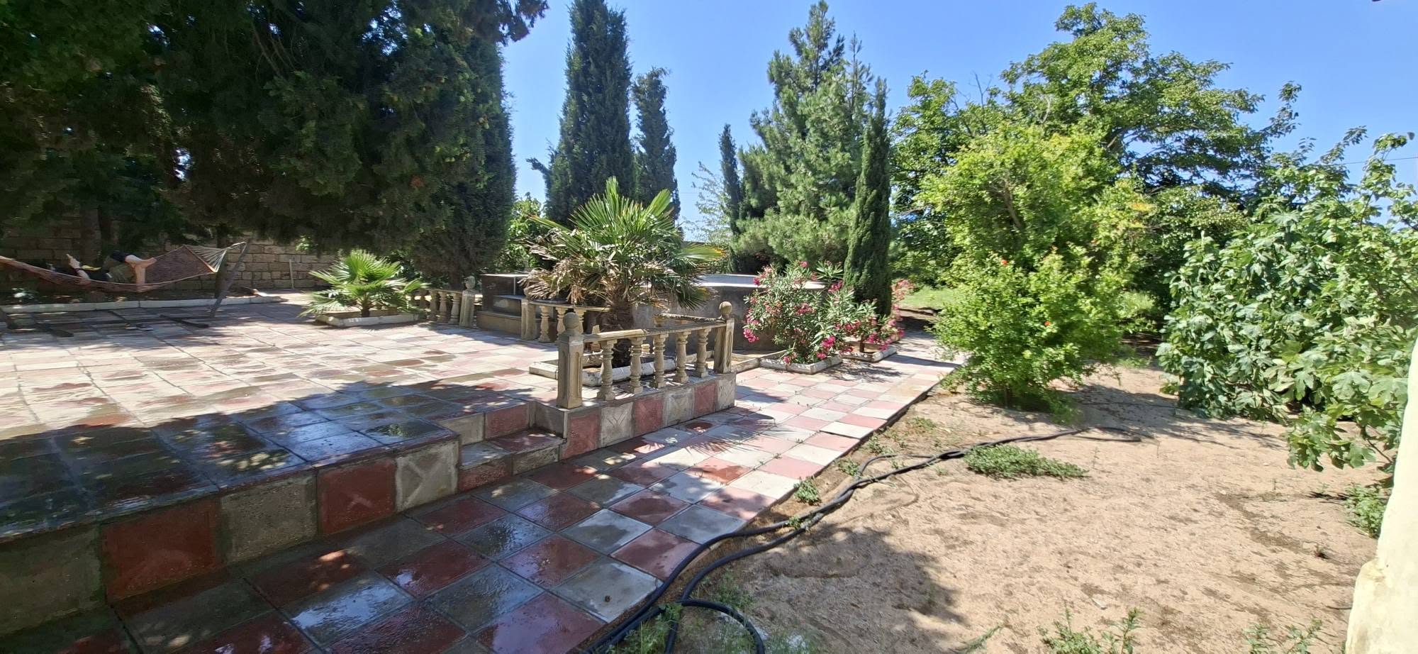 Հեյաթ էվի, Բաքու — 160,000 ₼