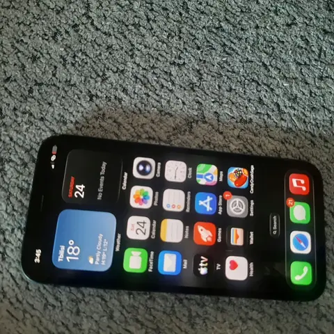 iPhone продается, срочно