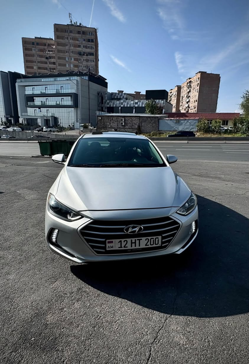 Hyundai Elantra 2017