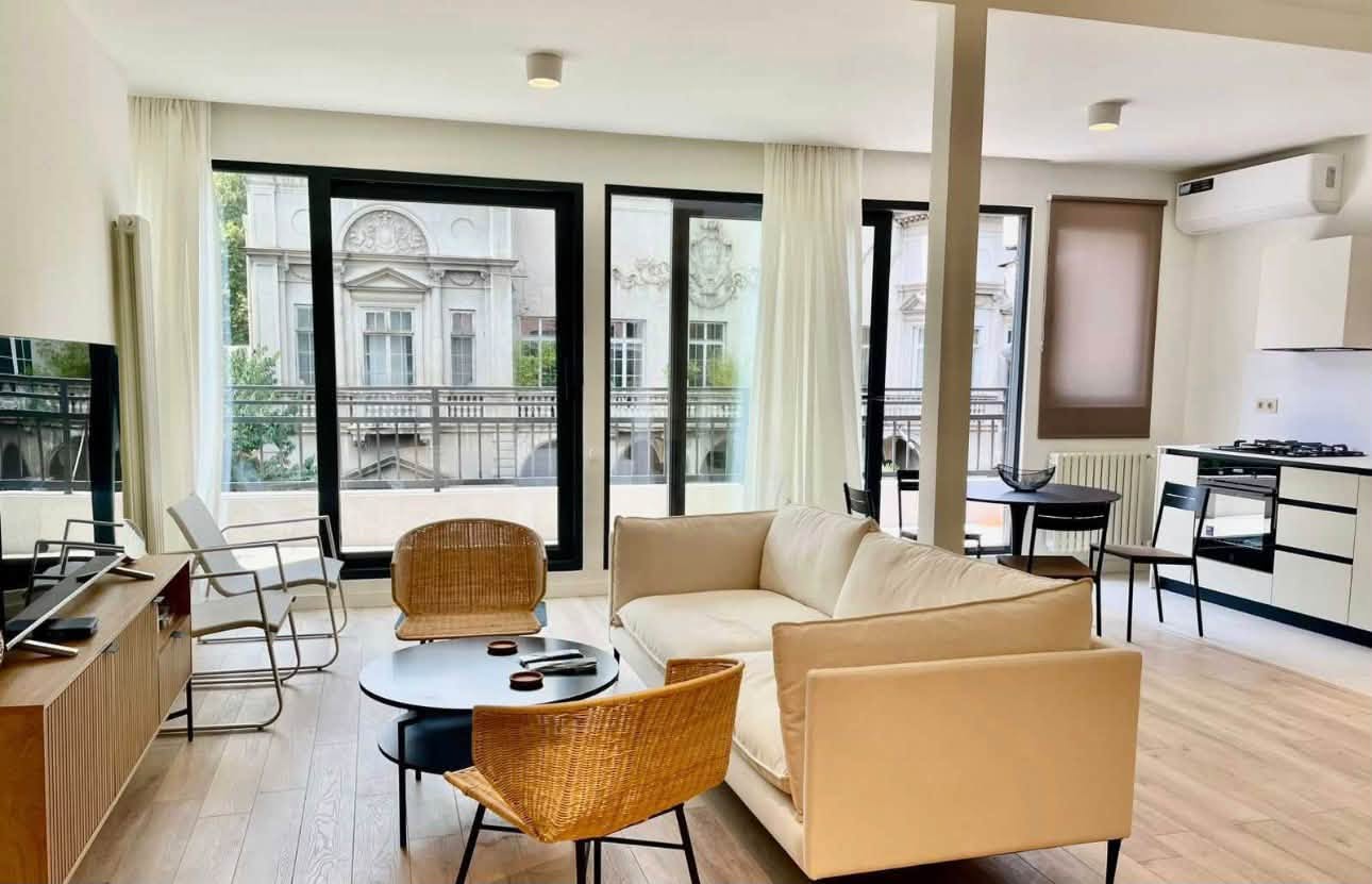 3 oda daire kiralık, Tiflis