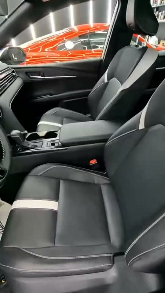 Toyota Camry SE 2026