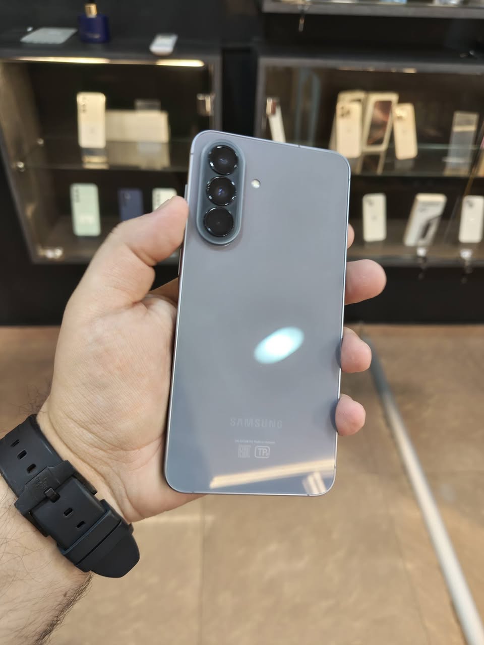 Samsung A57 nori bes 8/128gb idialaqan — 130,000֏