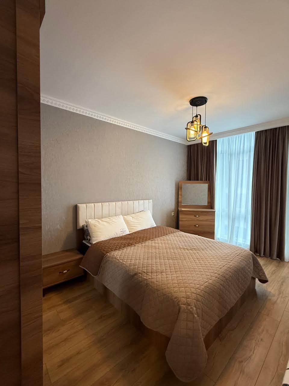 Satılır 1-otaqlı mənzil, Batumi