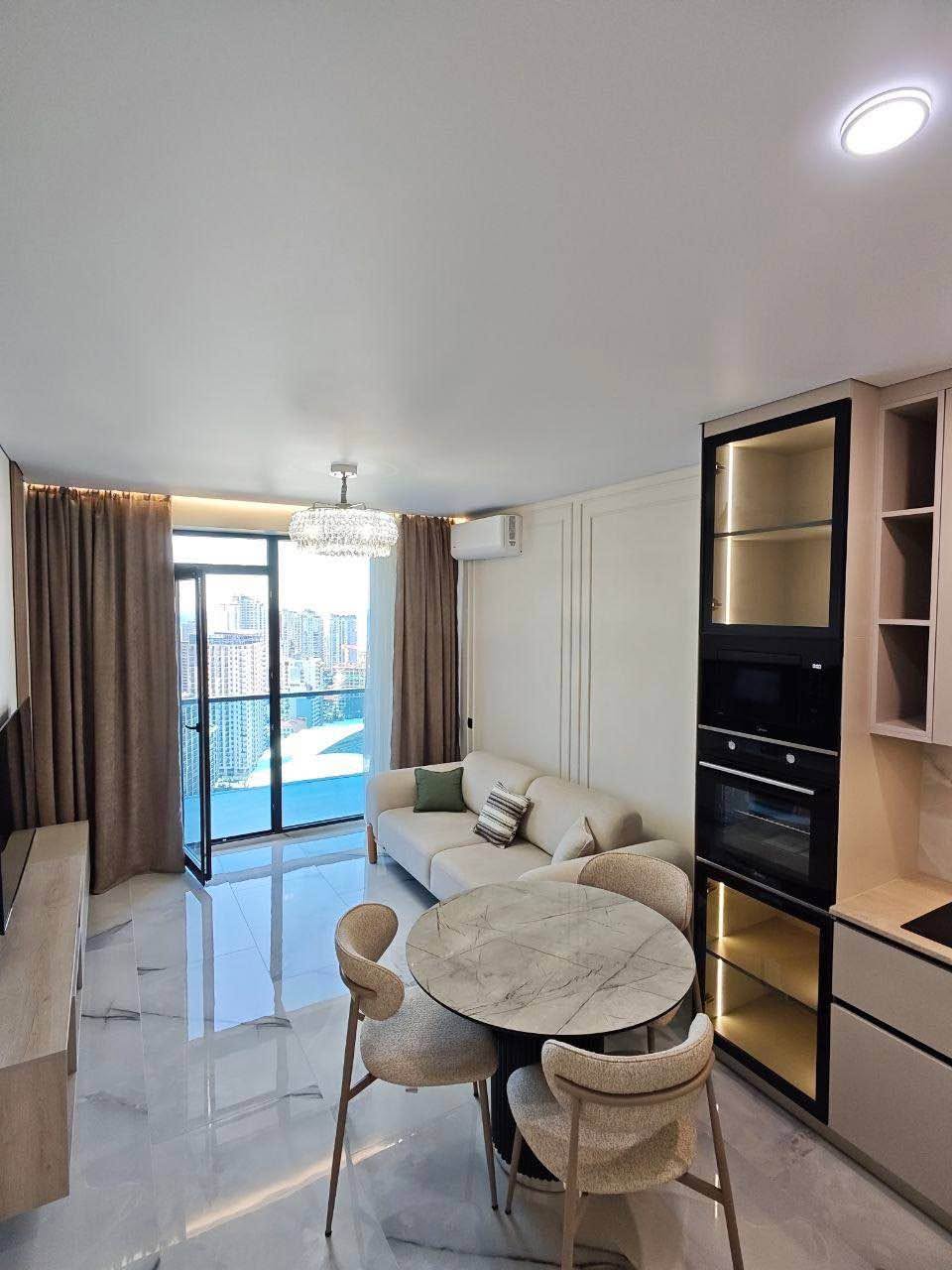 გაყიდვაშია 2 ოთახიანი ბინა, ბათუმი — $195,000