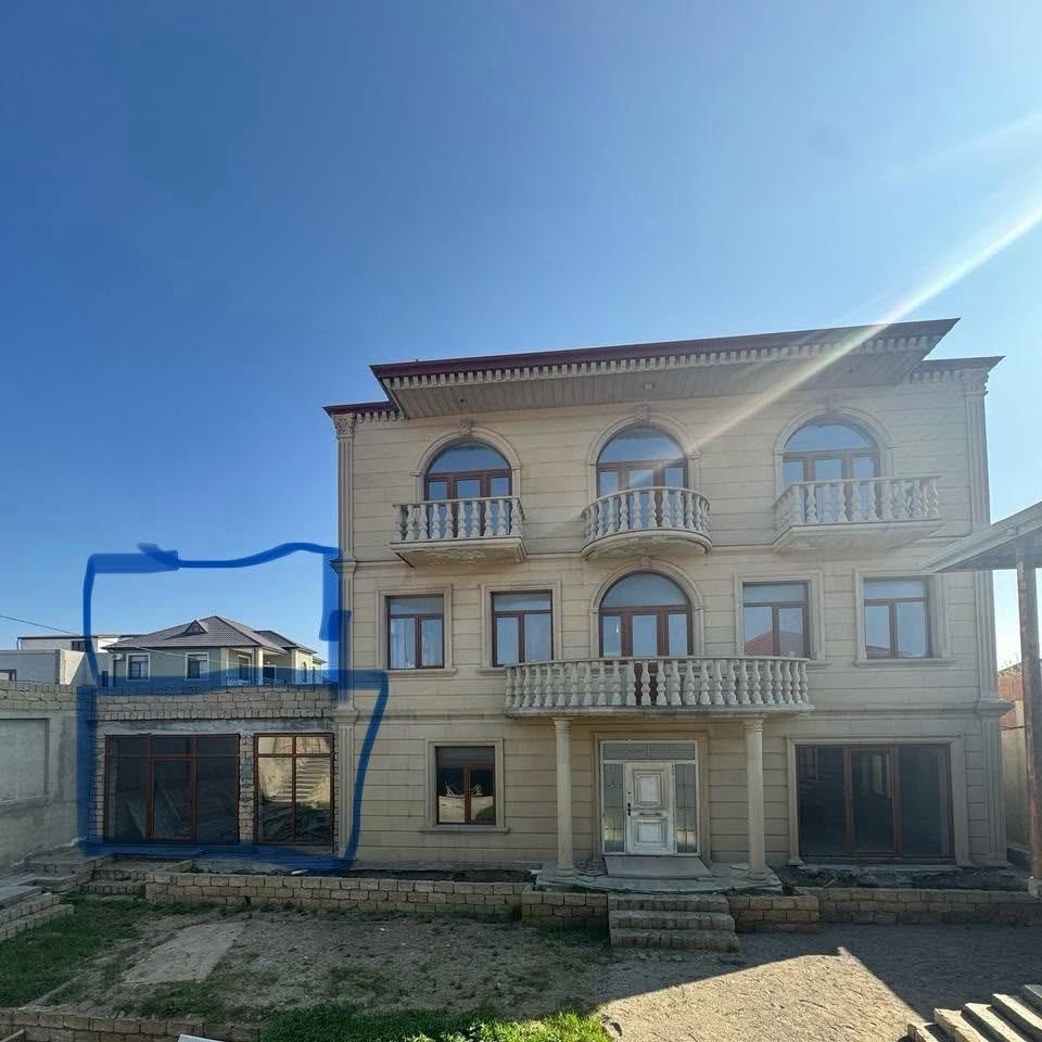 Həyat evi, Bakı - 595.000 Manat