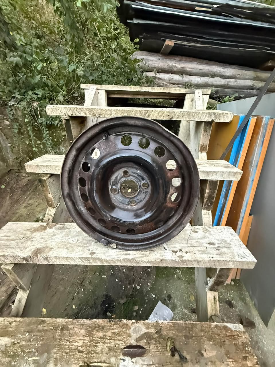 Merhaba! Bu disk 15 Ocak'ta - 150₾ karşılığında satılır
