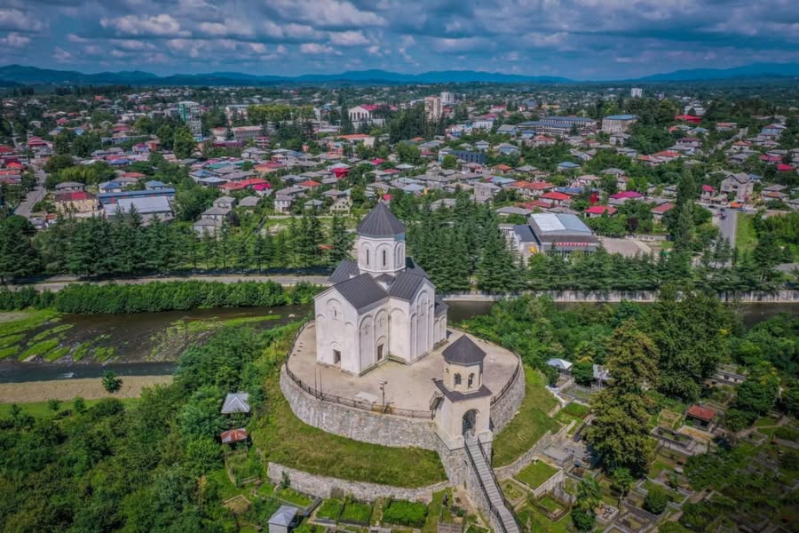 Tbilisi Ozurgeti demontaj montaj işləyir sila