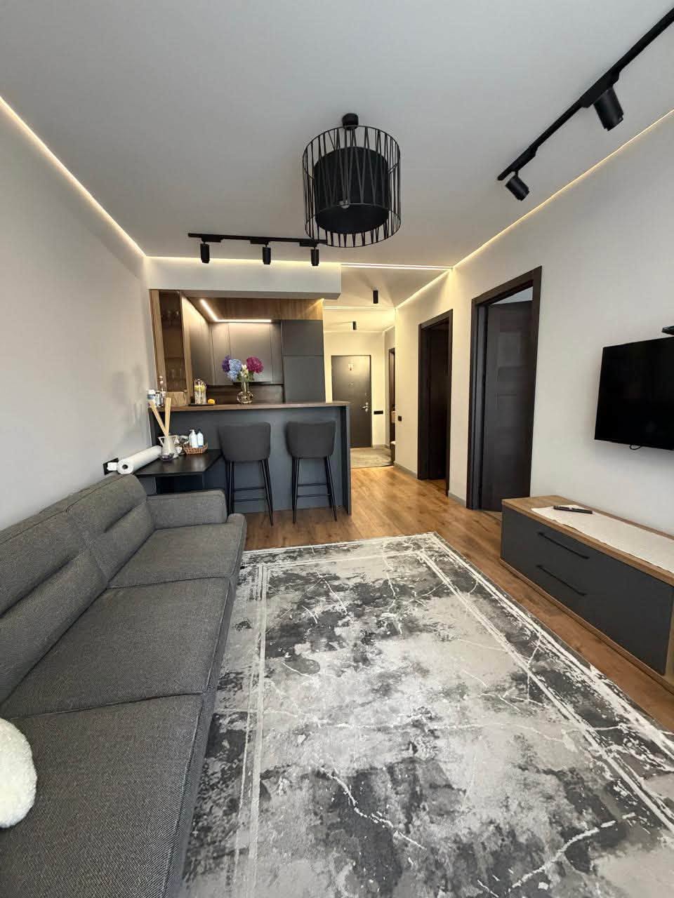 3 oda daire kiraya verilmektedir, Batum - $900