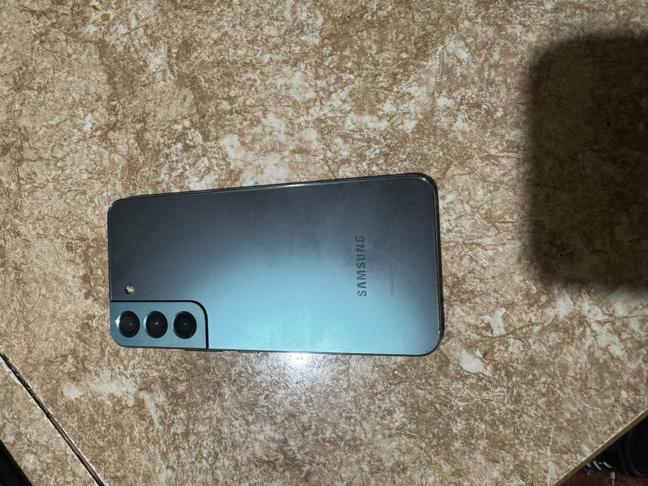 İyideba sascrapod Galaxy S22 Ari'nin axalivit