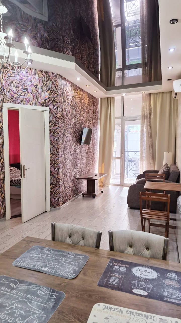 1 otaqlı mənzil kirayə verilir, Batumi — $600