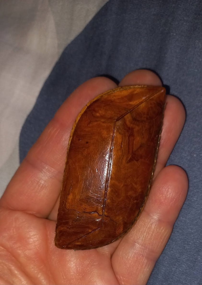 Köhnə broşlar 20-20 lari