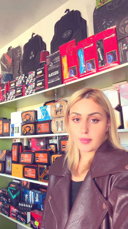 შალითები უმაღლესი ტექსტილი 🙏❤️და ტყავი
