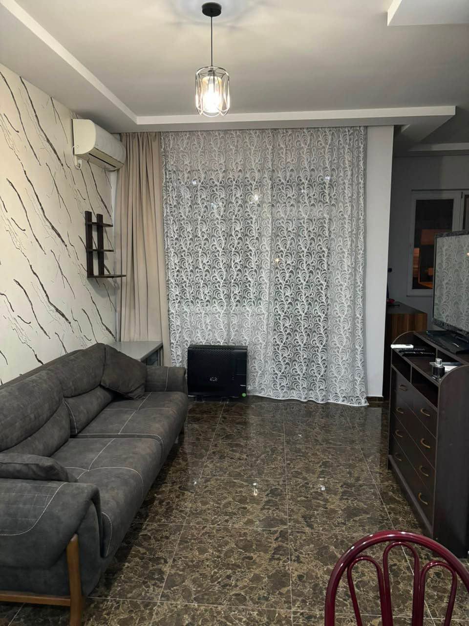 1+1, 40 m2, 4 kat kiraya verilir