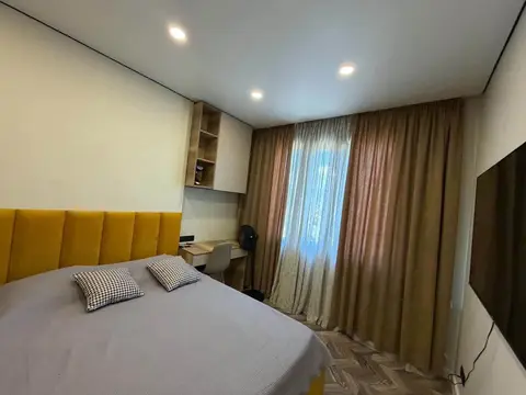 Satılır mənzil, Batumi
