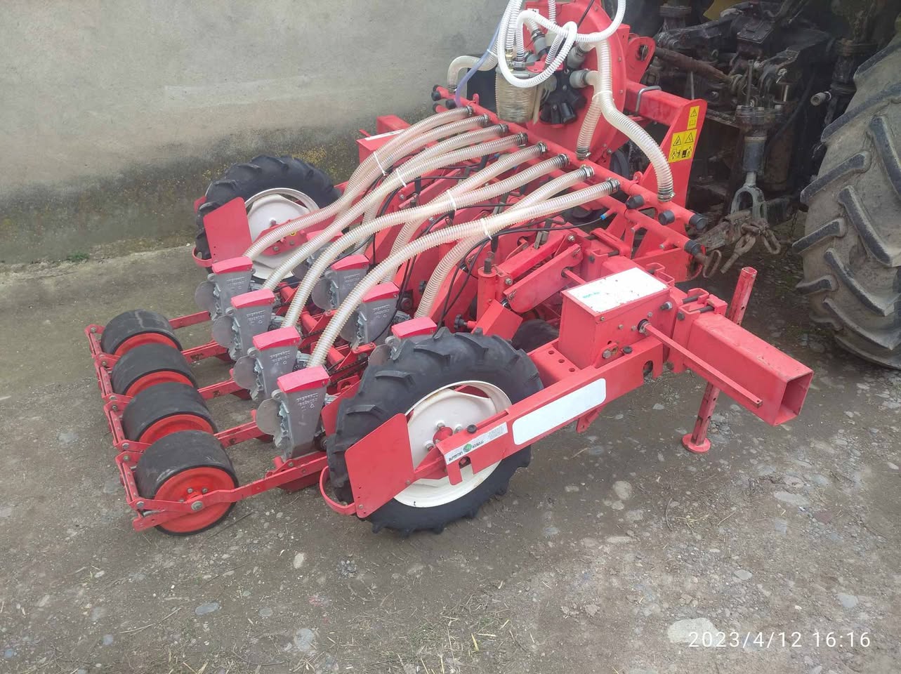 Վաճառվում է բանջարեղենի սերմ։