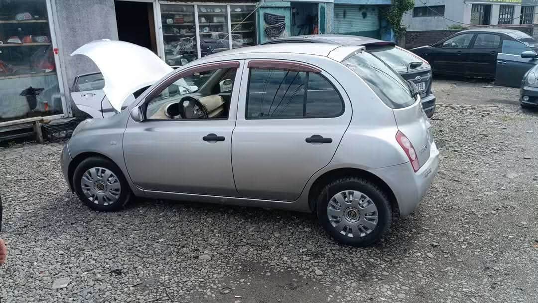 2003 modeli Matob 2.500 dolar.