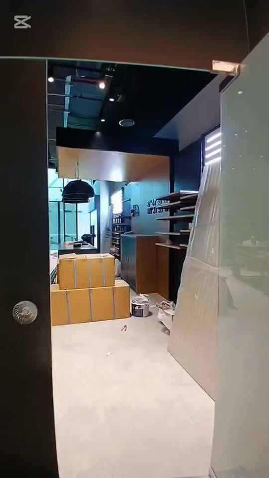 🏢✨ **Ticari Alanların Profesyonel Düzenlenmesi-Temizliği**