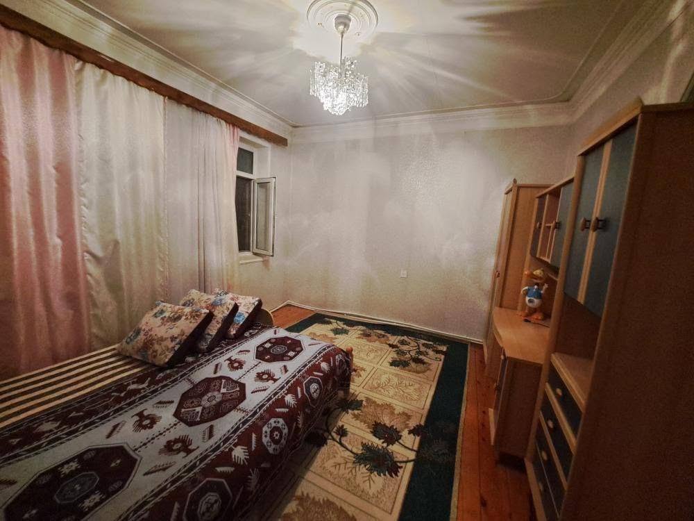 სახლი ეზოთი, ბაქო — 800 ₼
