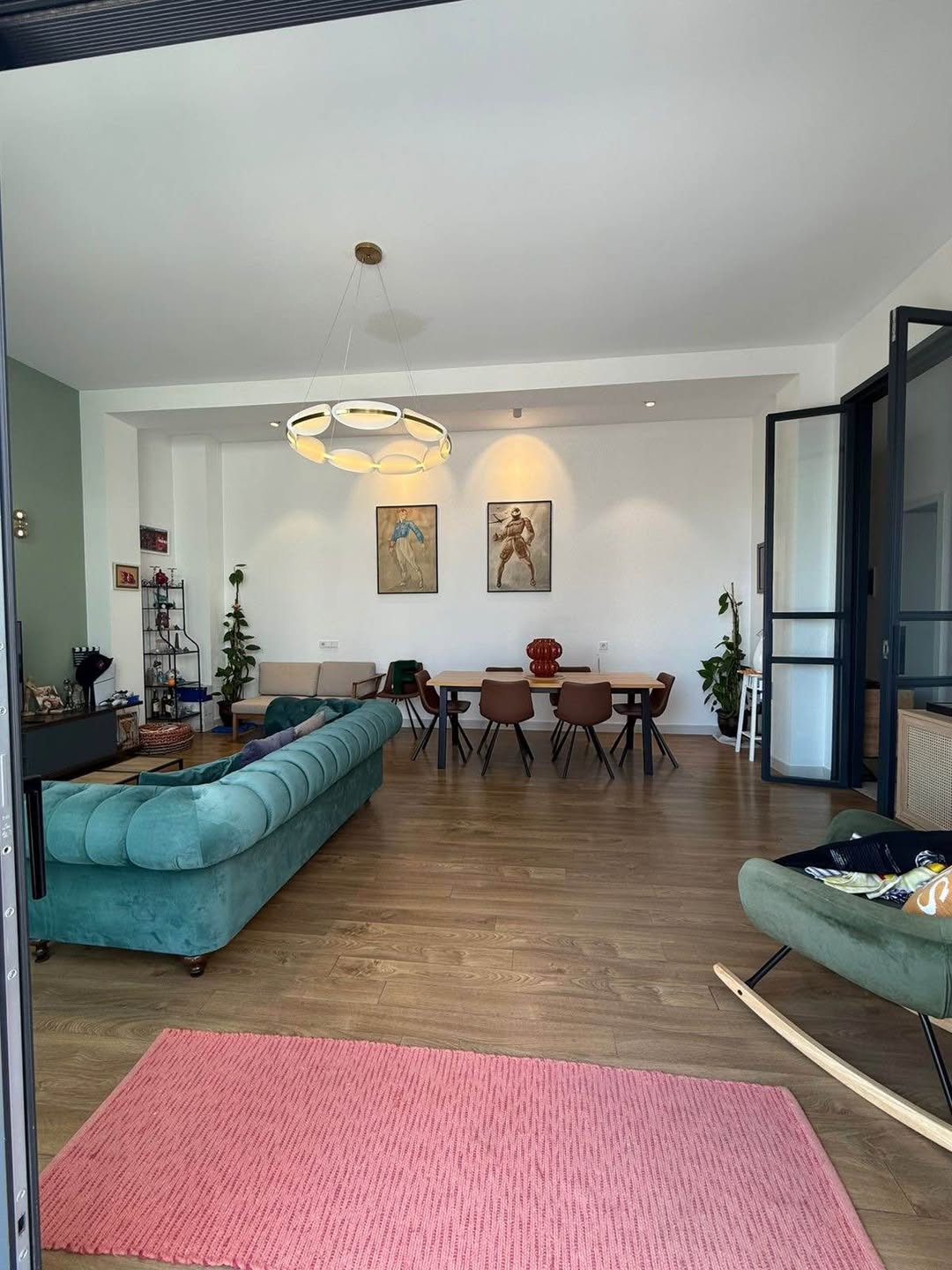 3 oda daire kiralık, Tiflis