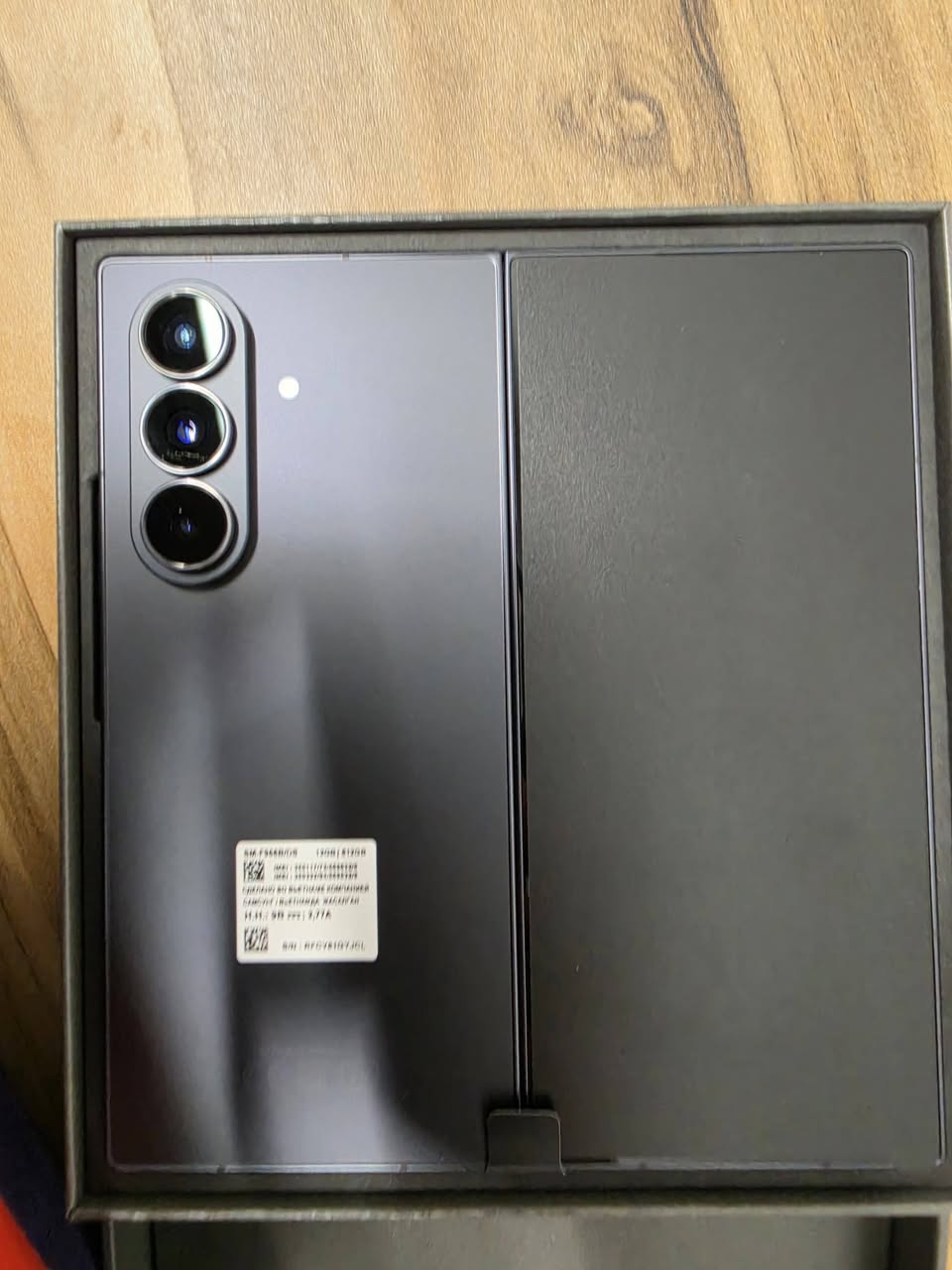 Satılık Fold 7 12/512 Jet Black