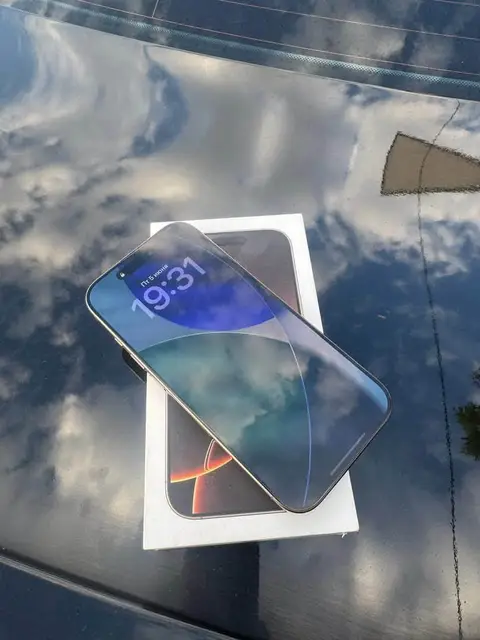 iPhone 16 Pro 256GB, 90% batareya