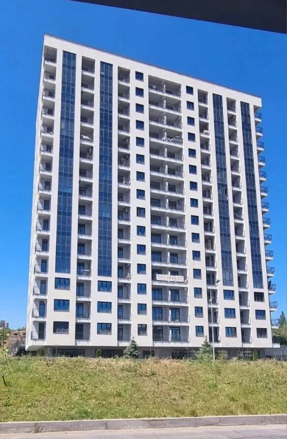 3 oda dairenin satışı, Erivan — $178,000