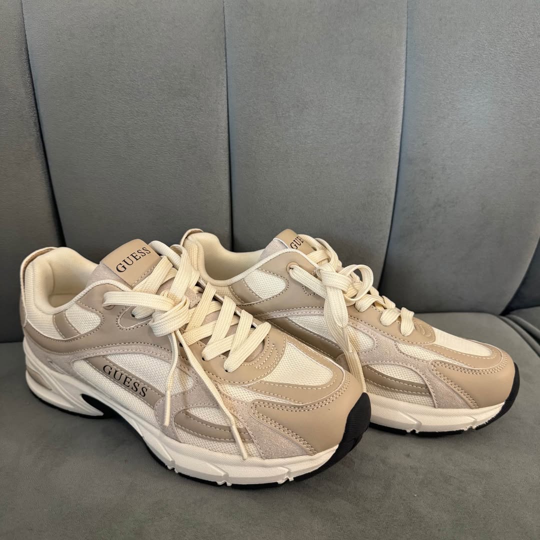 GUESS ახალი სპორტული ფეხსაცმელი, 41