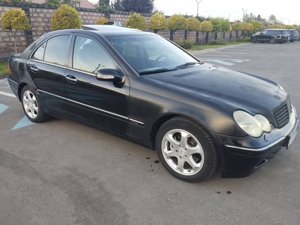 Mercedes W203 2002 — 1,200,000֏
