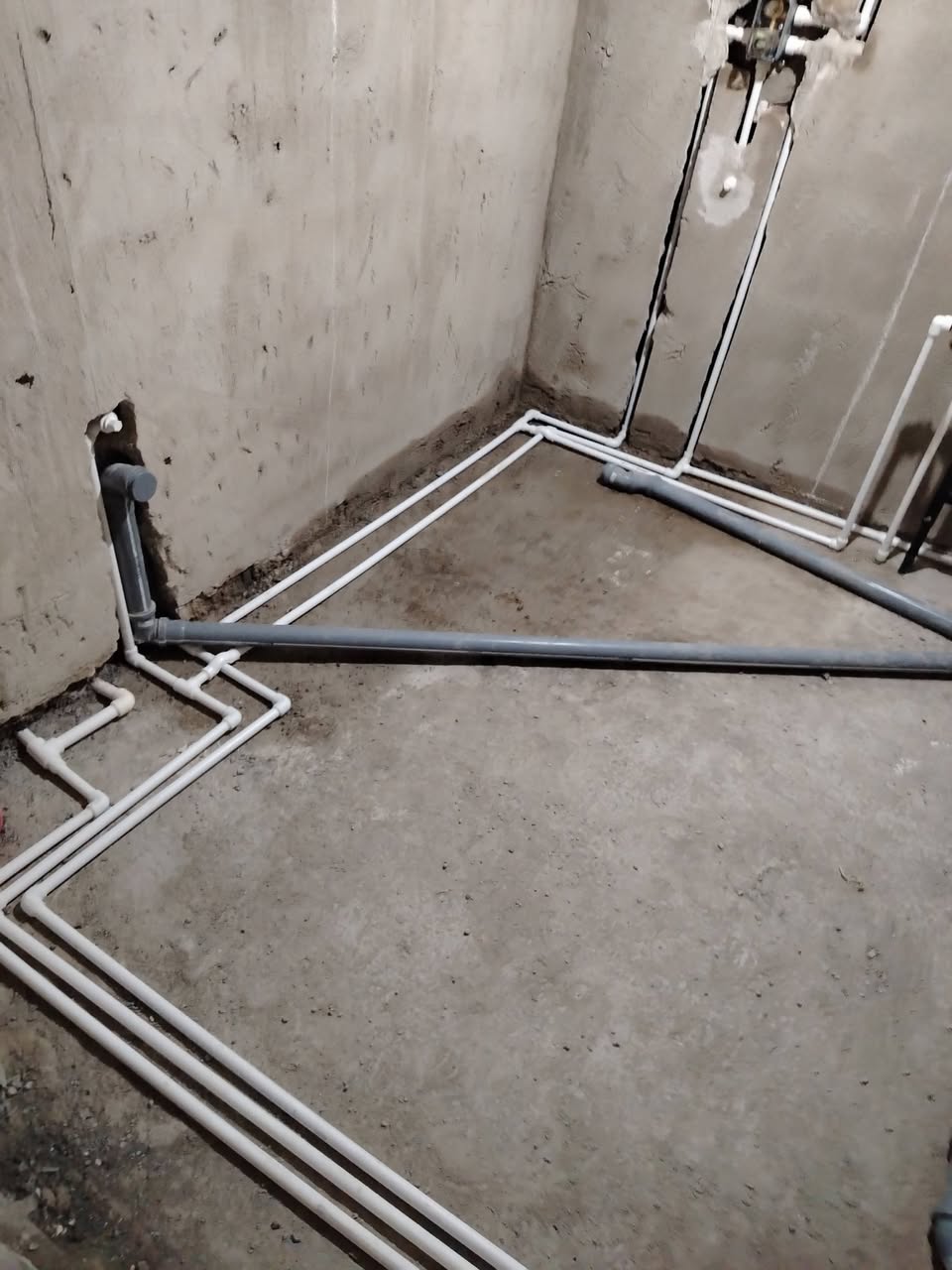 🔧 Tiflis'te tamirat işlerinin yapılması
