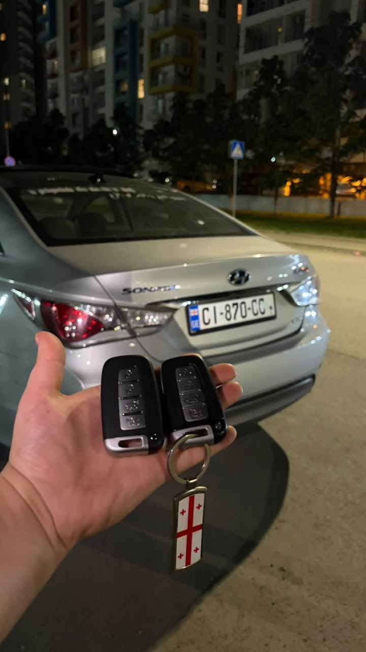 🔑 Hyundai-ın açarının surəti lazımdır və ya