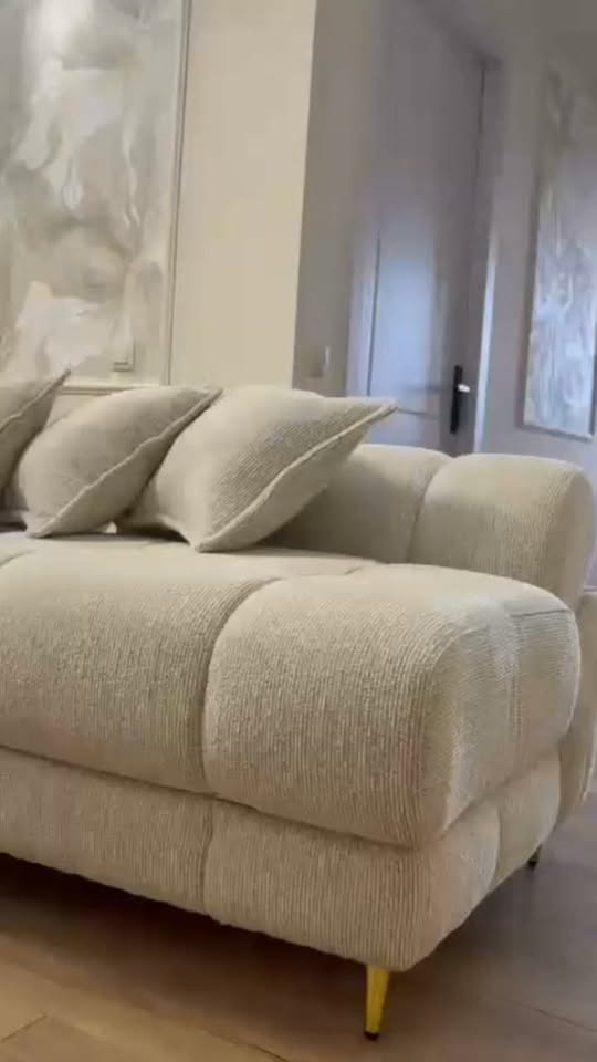 Soft comfortable sofa set with latex