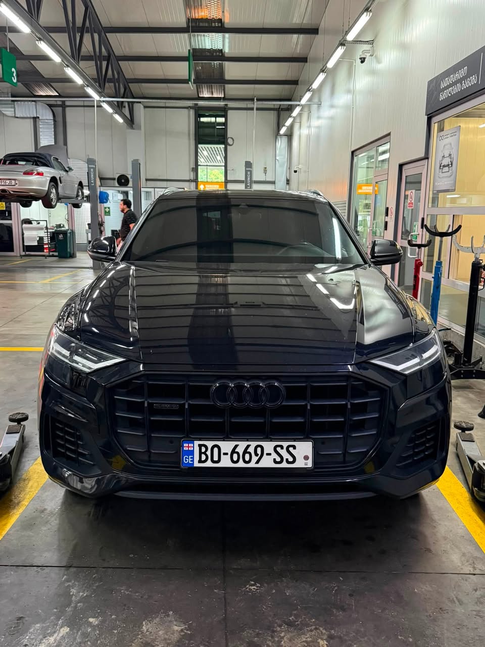 Satılır/dəyişilir 33000$$ 2019 Audi Q8 Premium