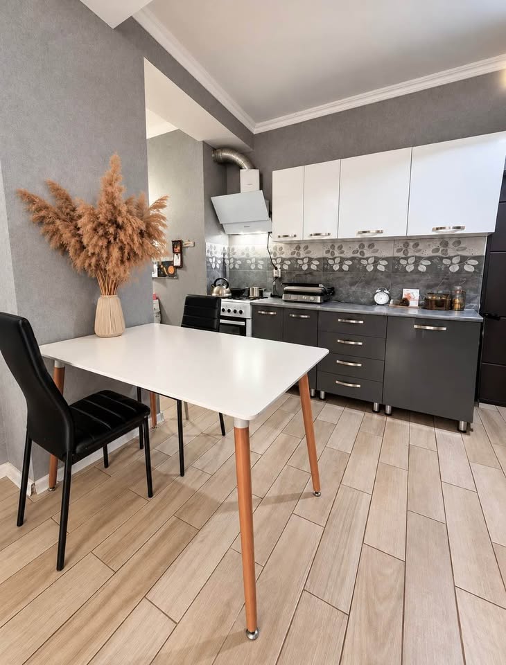 2-комнатная квартира в аренду, Тбилиси — $850