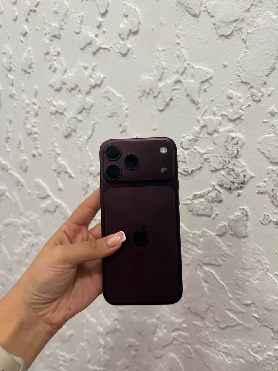 iPhone 18 Pro Max, ideal, 100% battery