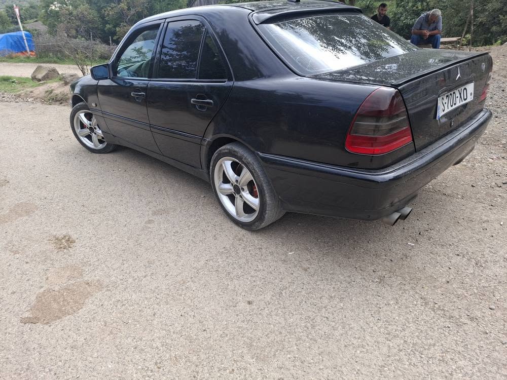 Ավտոմոբիլ 1999