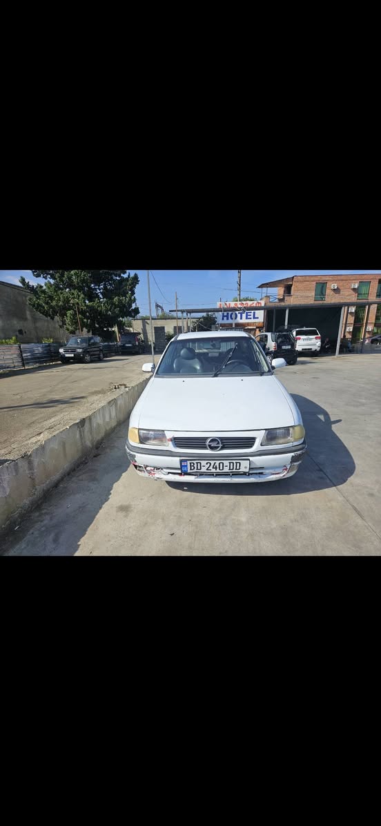 ვაზ 2107, 2005, 6500$ 2000