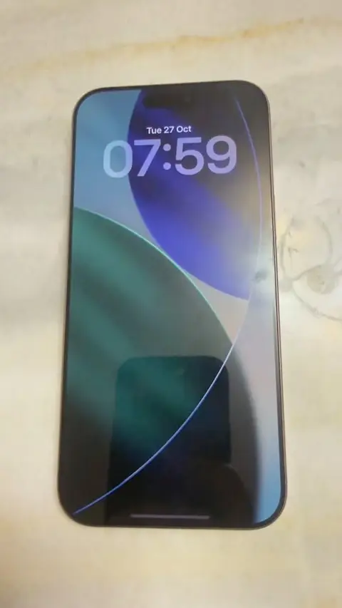 iPhone 16 Promax satılık hafıza: 256 2000