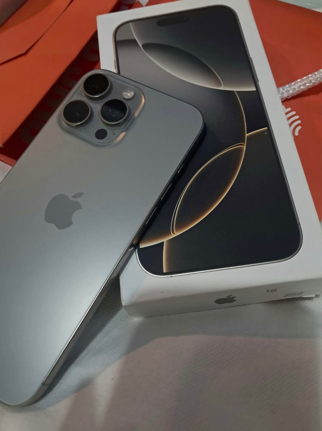 iPhone 16 Pro 256GB satılır. Yeni kimi 2000