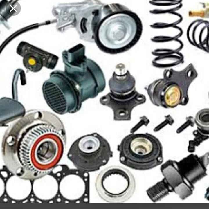 Assorted car spare parts