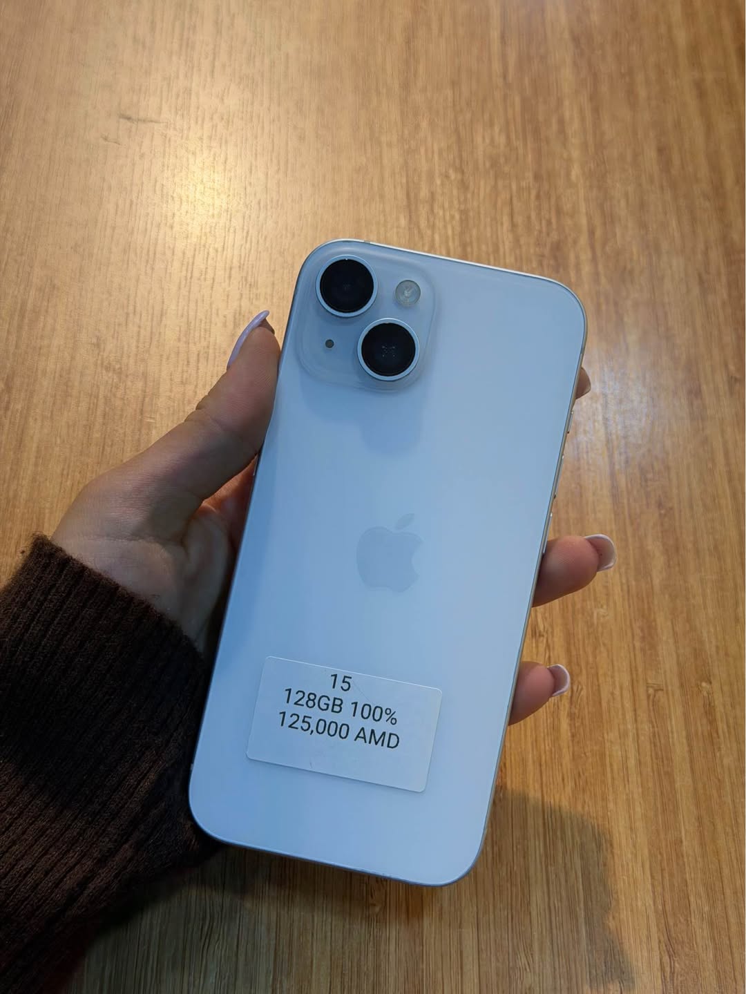 iPhone 15 128GB, 100% battery