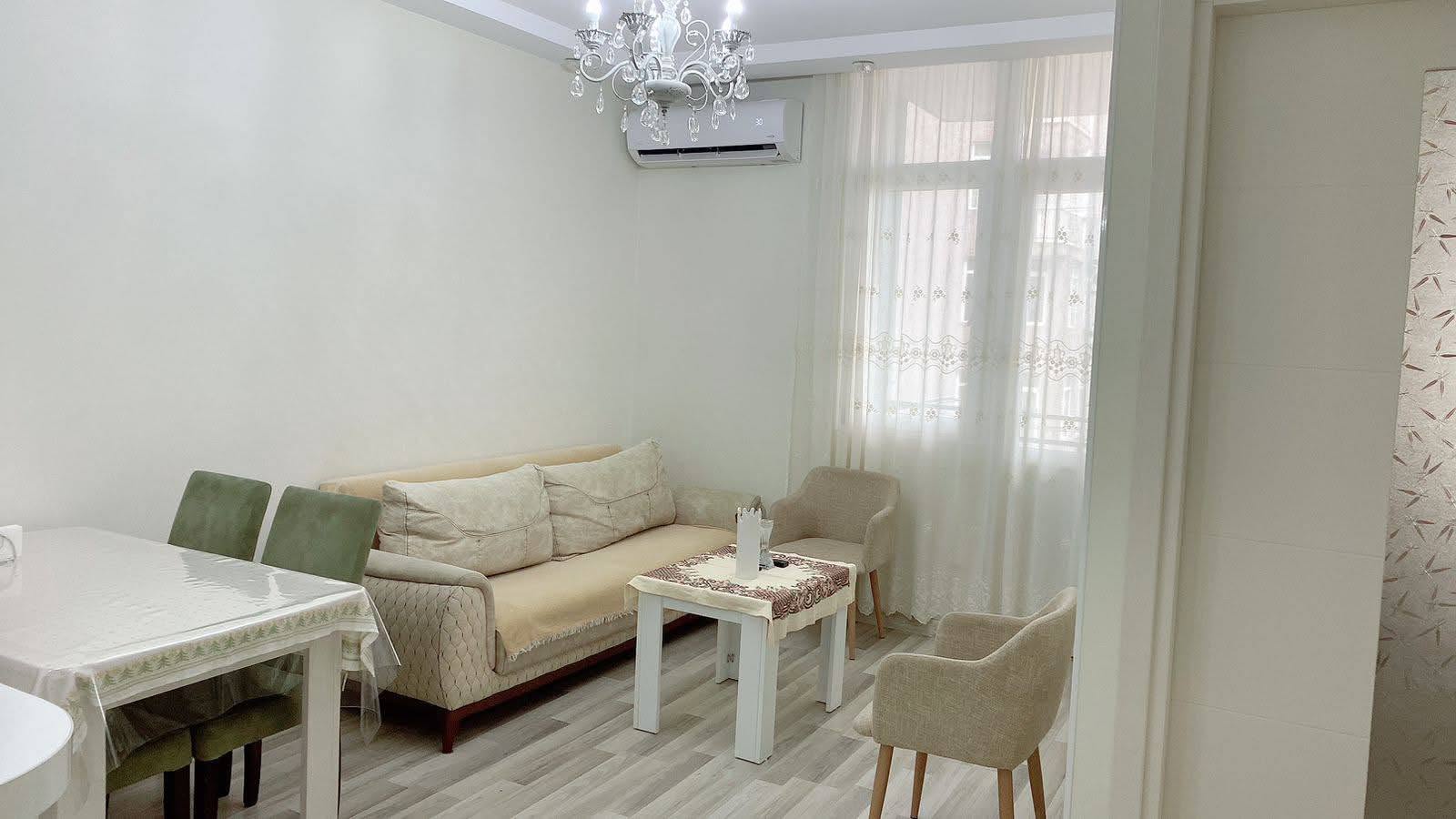 💥 1.000₾ karşılığında 2 oda daire kiraya veriliyor - ayrı girişi var