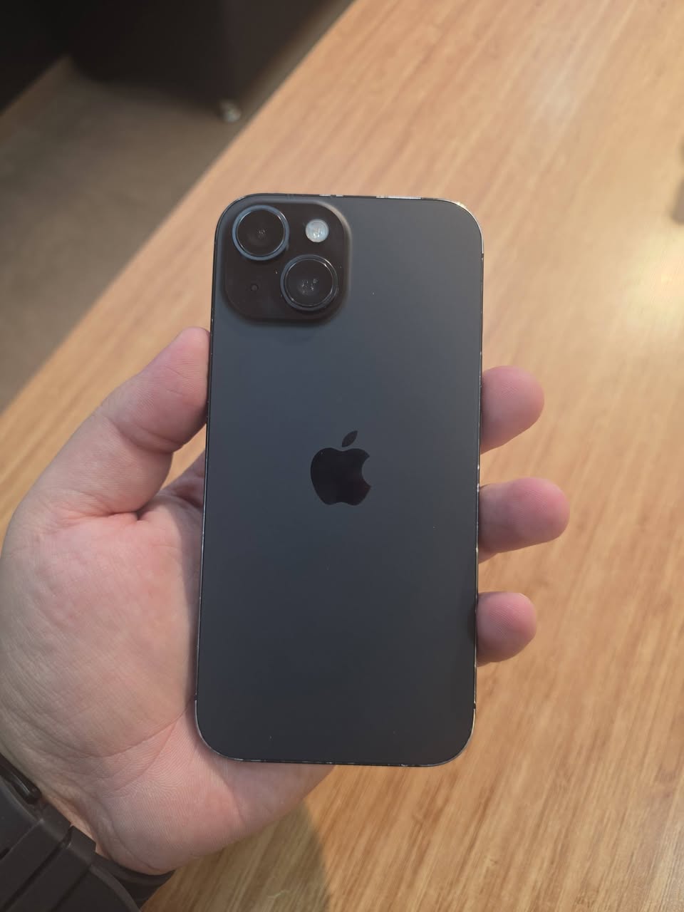 Ифон 15 и Ифон 15 Plus стартуют с 145 000 рупий.