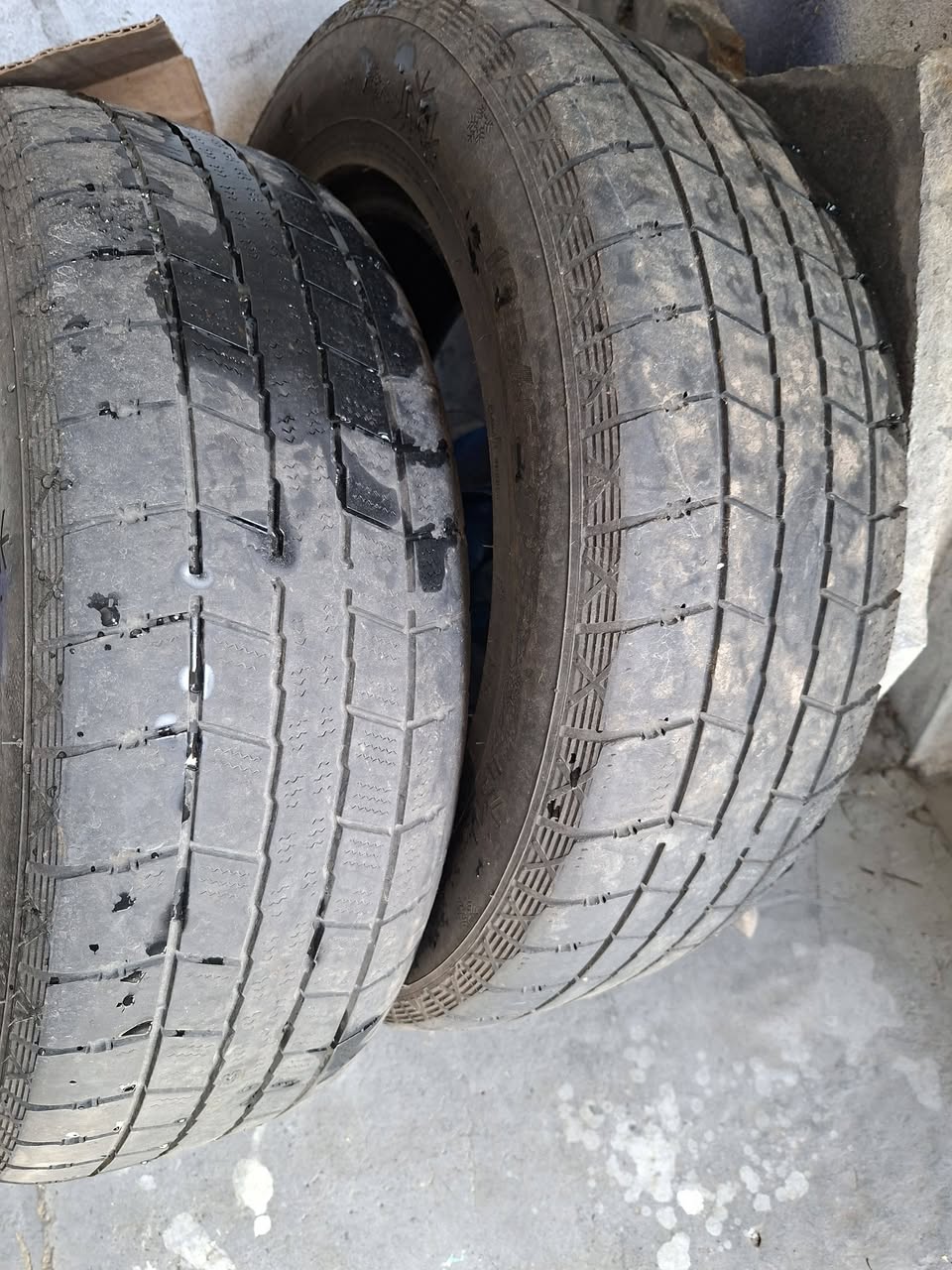 2 used tyres