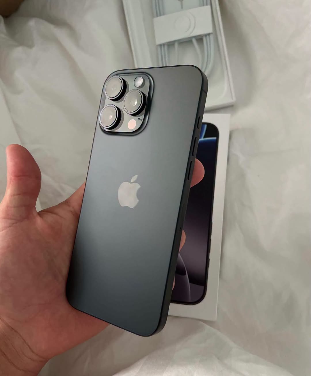 iPhone 16 Pro 256գբ. Sim+ESim Սև — 270,000֏
