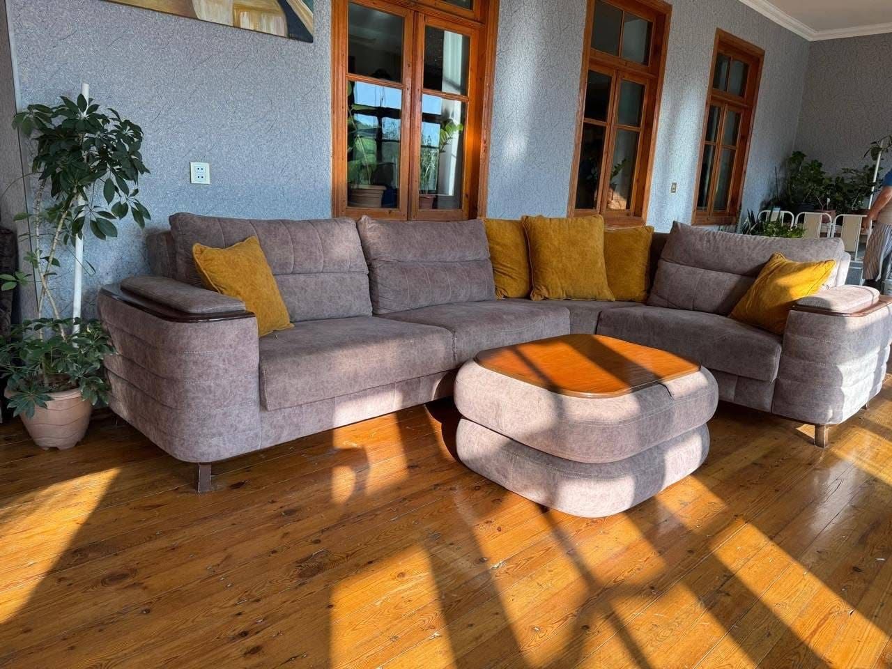 Mebel — 700₼