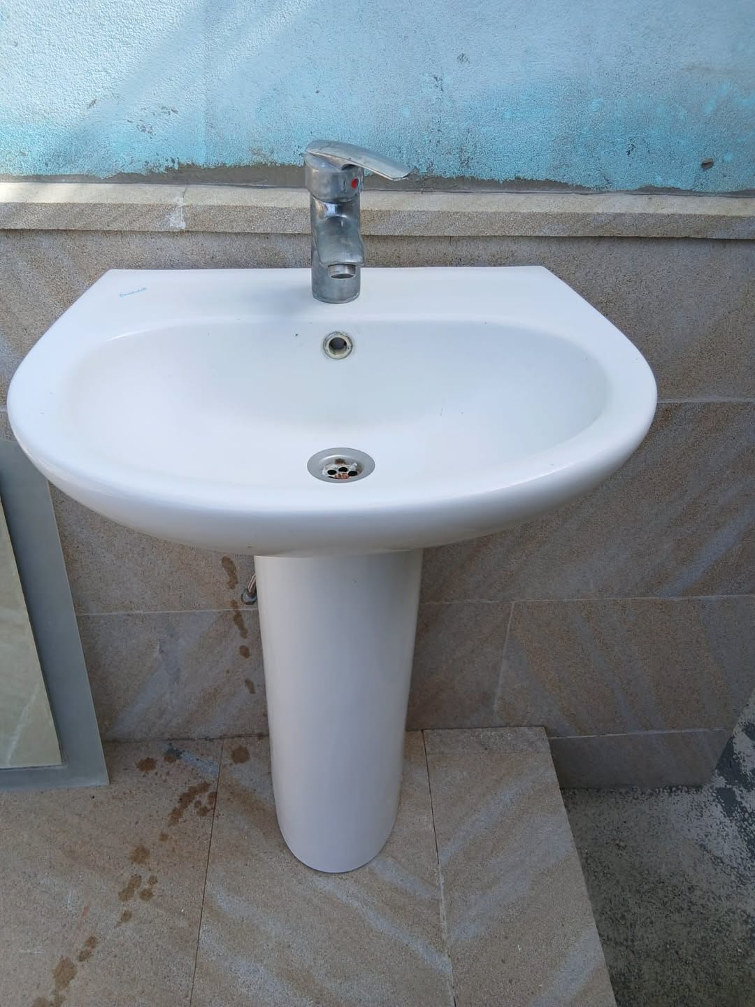 Rakvin 30₼ Hövsan adres kodu 0451