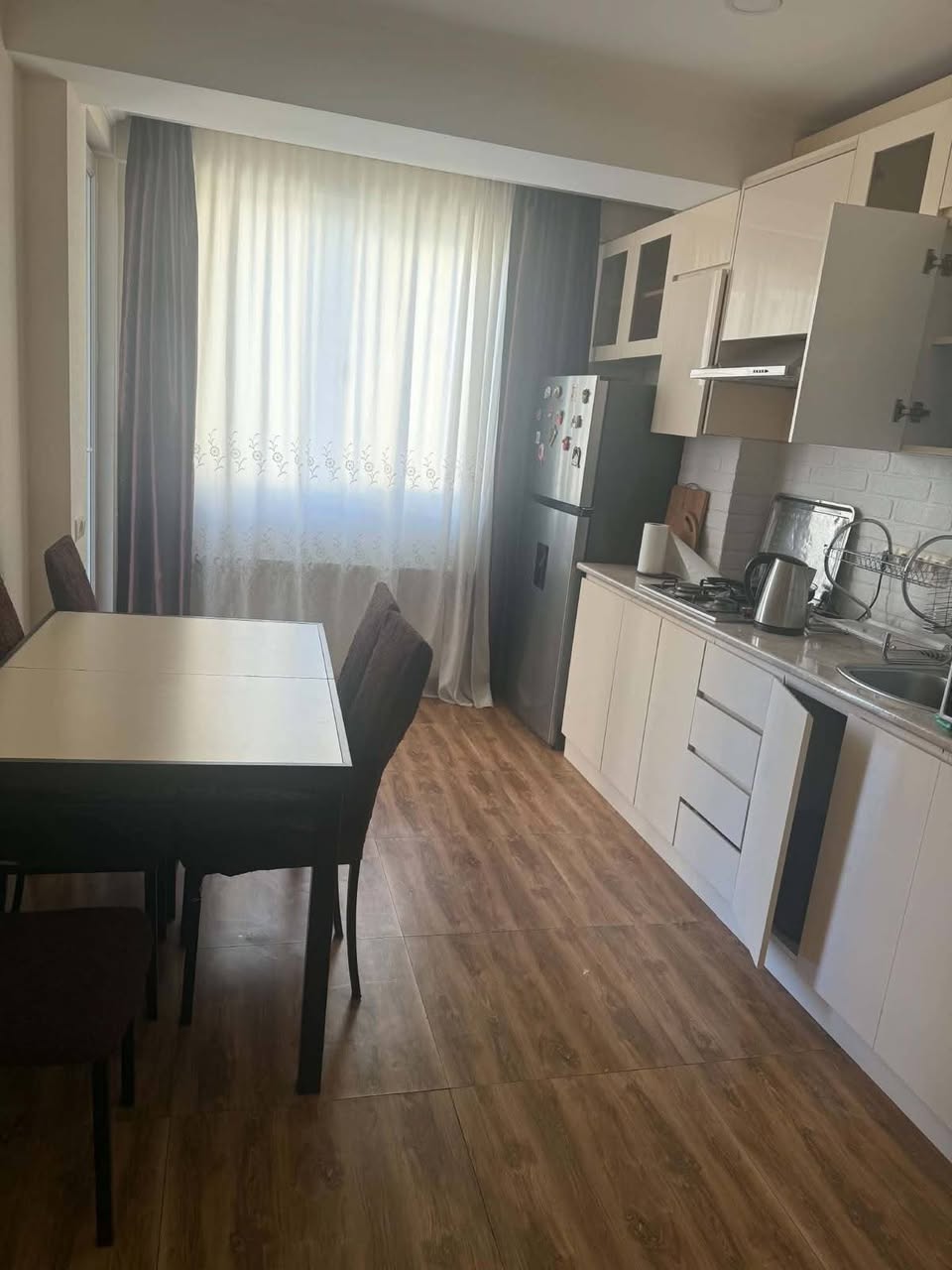 ქირავდება დიდ დიღომში პეტრე იბერის13, ც — 1,000₾