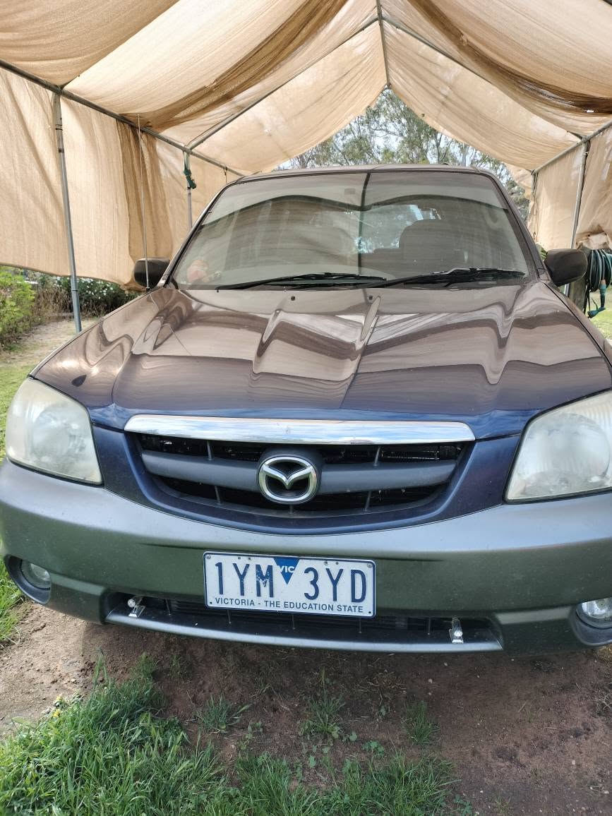 For sale Mazda tribute 2001.. has