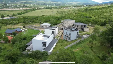 სახლი, თბილისი — $220,000