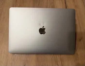MacBook Pro 2019 არის ახალივით მდგომარეობაში